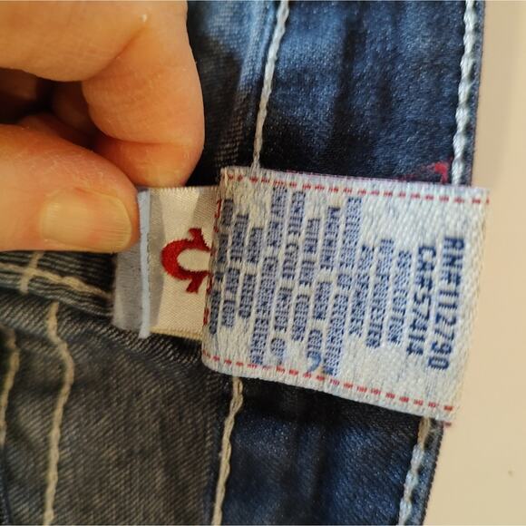 True Religion Dark Wash Boot Cut Crystal Pocket Jeans Waist Size 28 - Picture 13 of 15